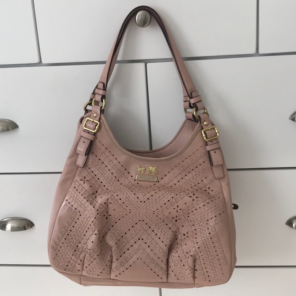 Coach Madison Leather Criscros Maggie
